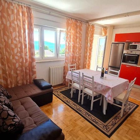 Apartmens Adriana Novi Vinodolski Buitenkant foto